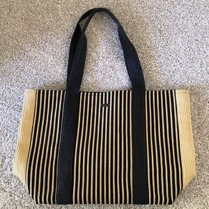 Sun n Sand Natural/Black Stripped Zip Closure Tote